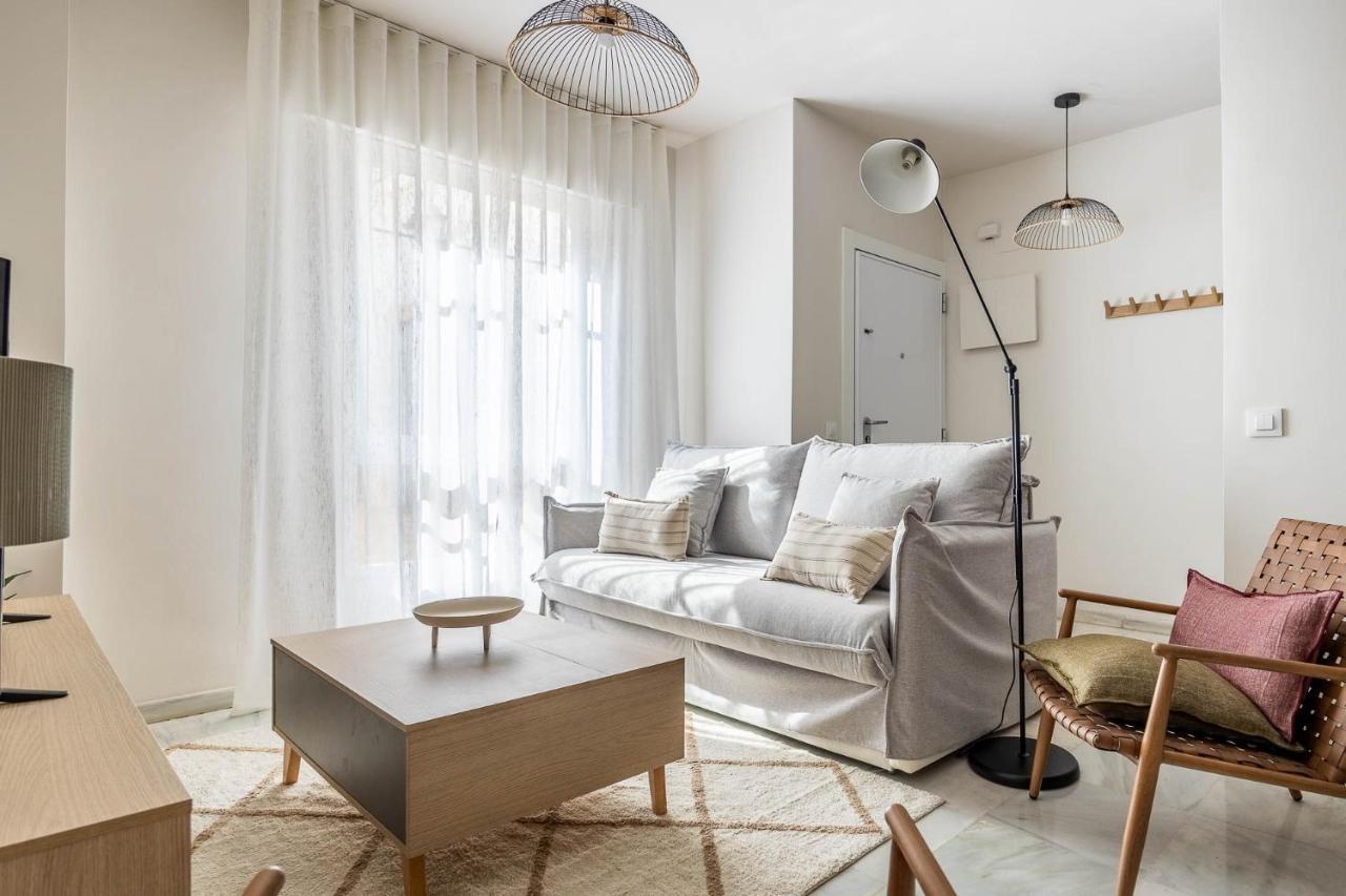 Amplisimo Apartamento De Diseno Nuevo En El Corazon De Triana, Parking Included Sevilla Exterior foto