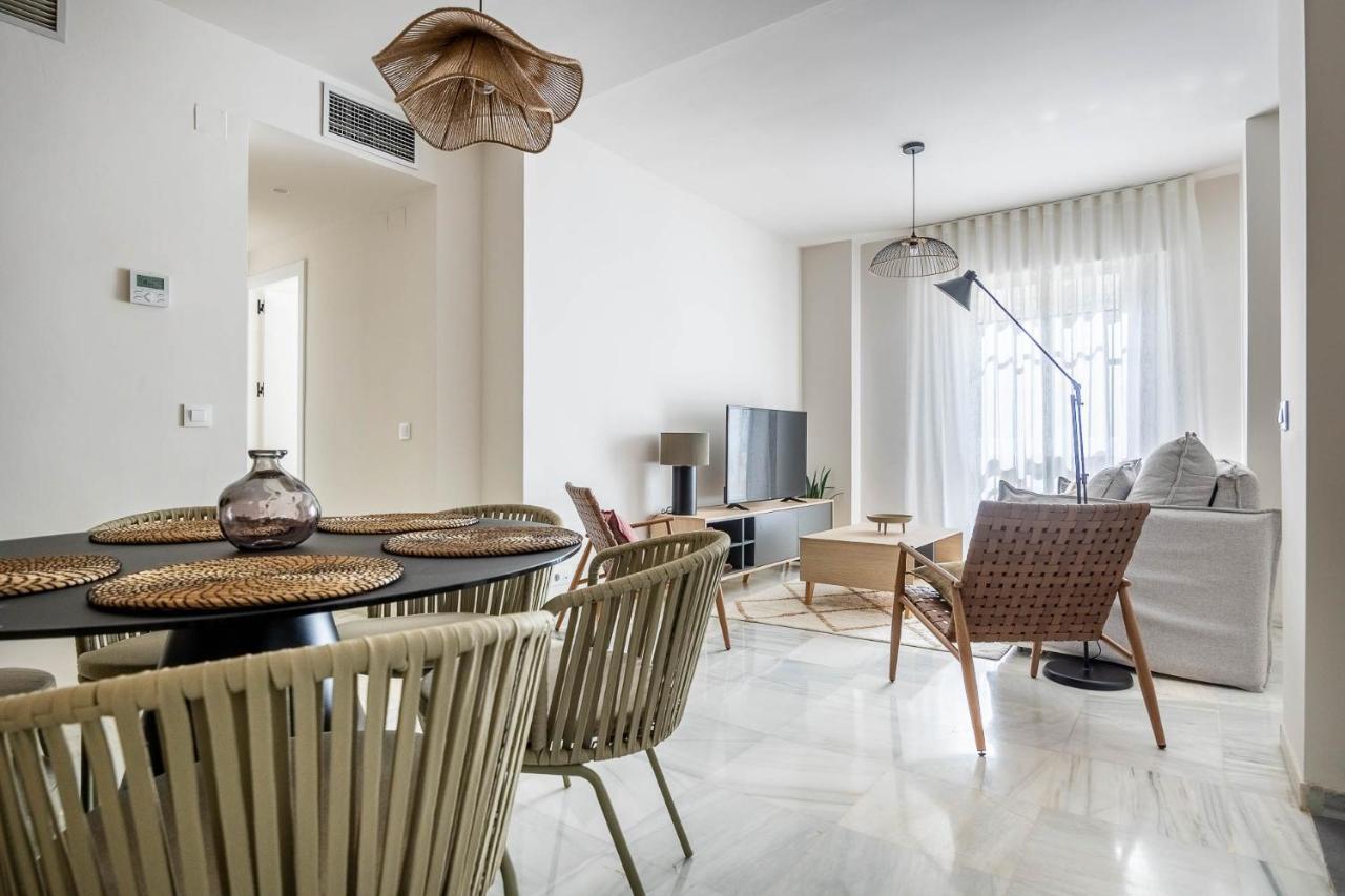 Amplisimo Apartamento De Diseno Nuevo En El Corazon De Triana, Parking Included Sevilla Exterior foto