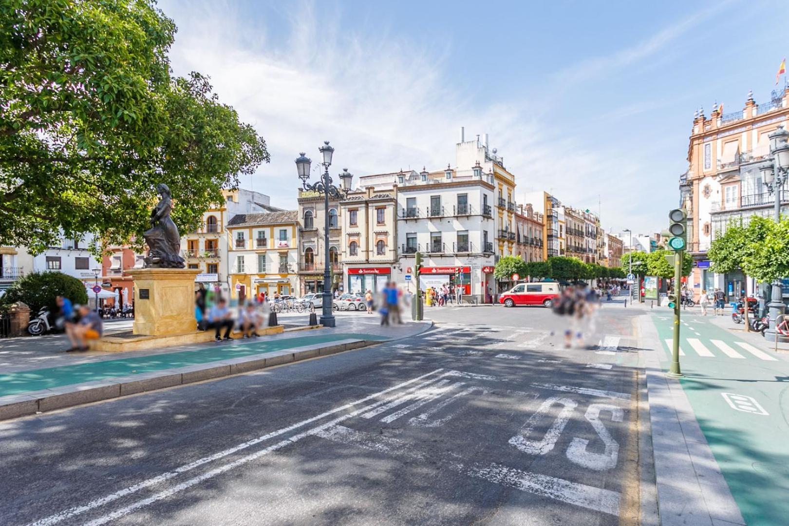 Amplisimo Apartamento De Diseno Nuevo En El Corazon De Triana, Parking Included Sevilla Exterior foto